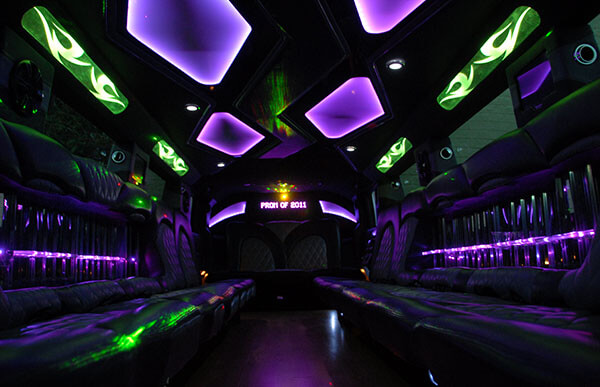 Hummer SUV Fleet Transport Rentals For 22 Passengers - Party Bus Los Angeles